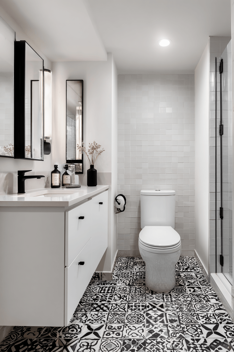27 Minimalist Small Bathroom Ideas for a Clean and Clutter-Free Look