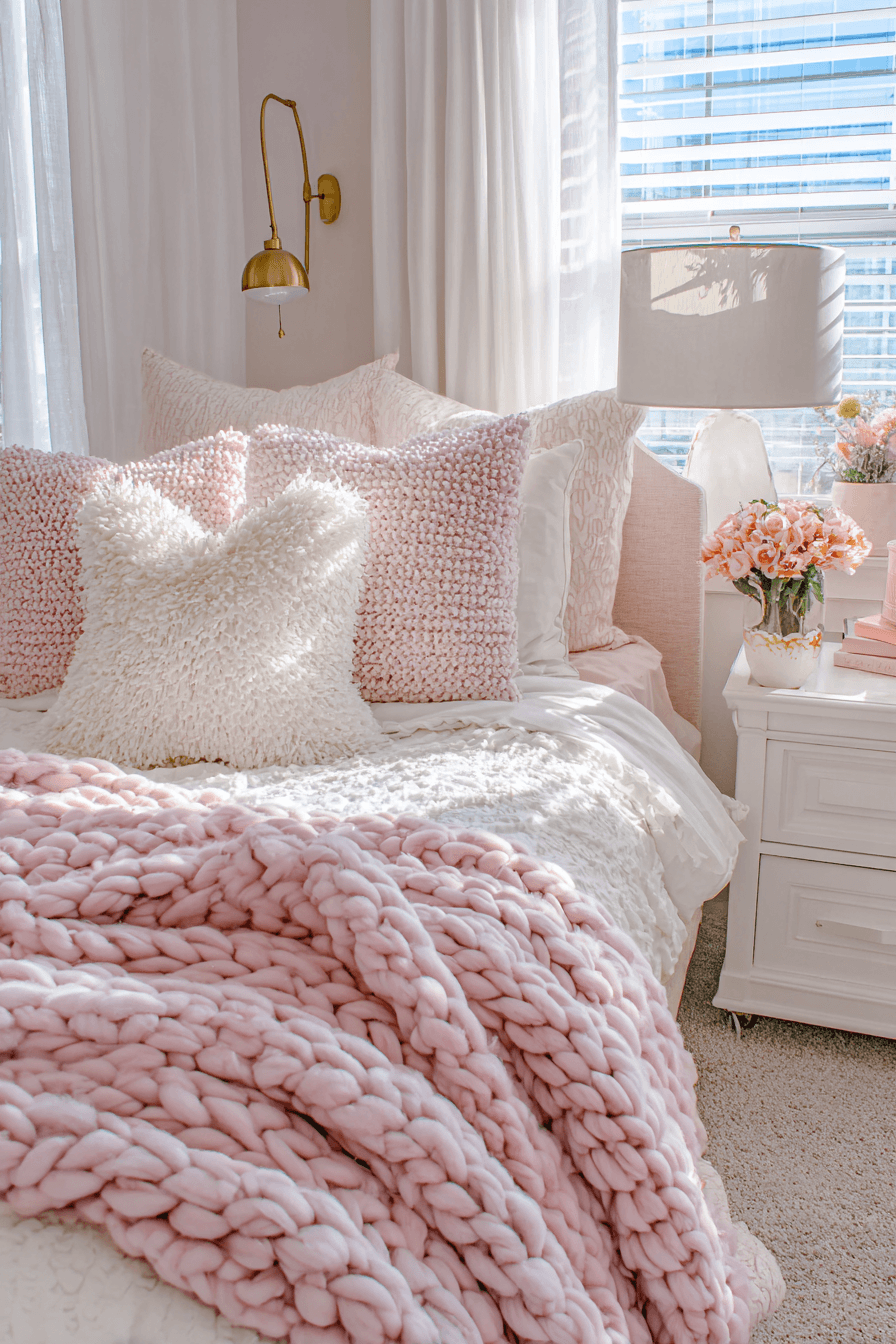 27 Teen Girl Bedroom Ideas for a Stylish and Cozy Space