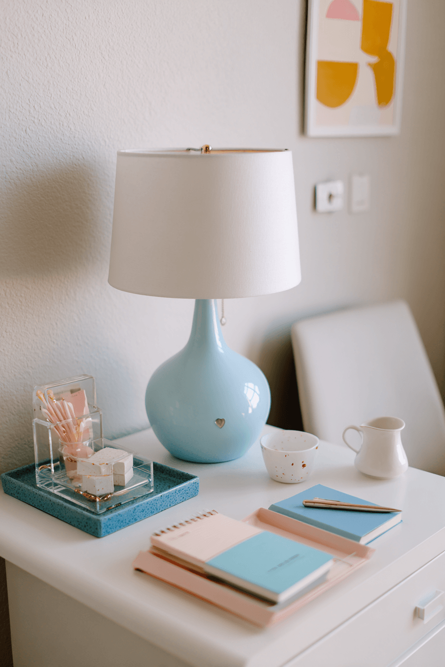 27 Light Blue Dorm Room Ideas for a Calm and Stylish Space